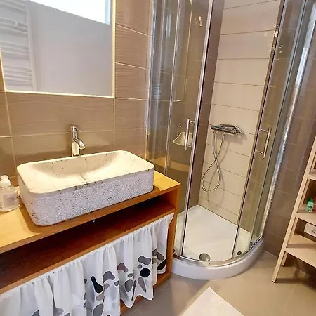 Apartment Apartma Kras Komen